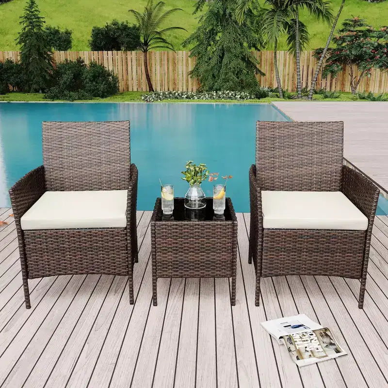 Meubles de patio en rotin PE – table basse et chaises