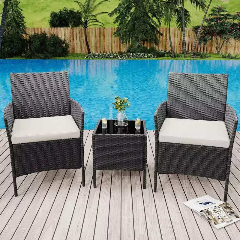 Meubles de patio en rotin PE – table basse et chaises