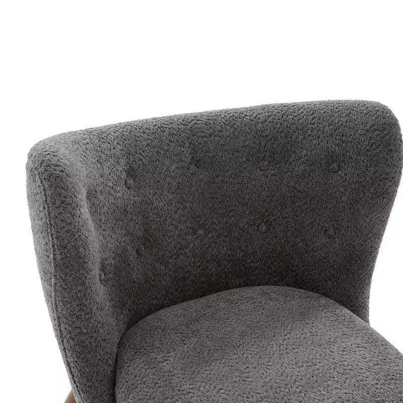 Fauteuil d'appoint avec dossier incurvé et pieds en bois de bouleau