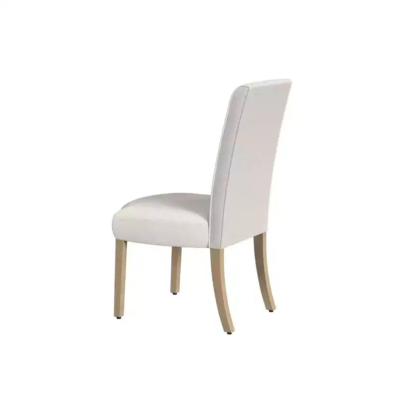 Chaises de salle à manger à détails festonnés