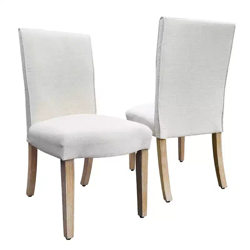 Chaises de salle à manger à détails festonnés
